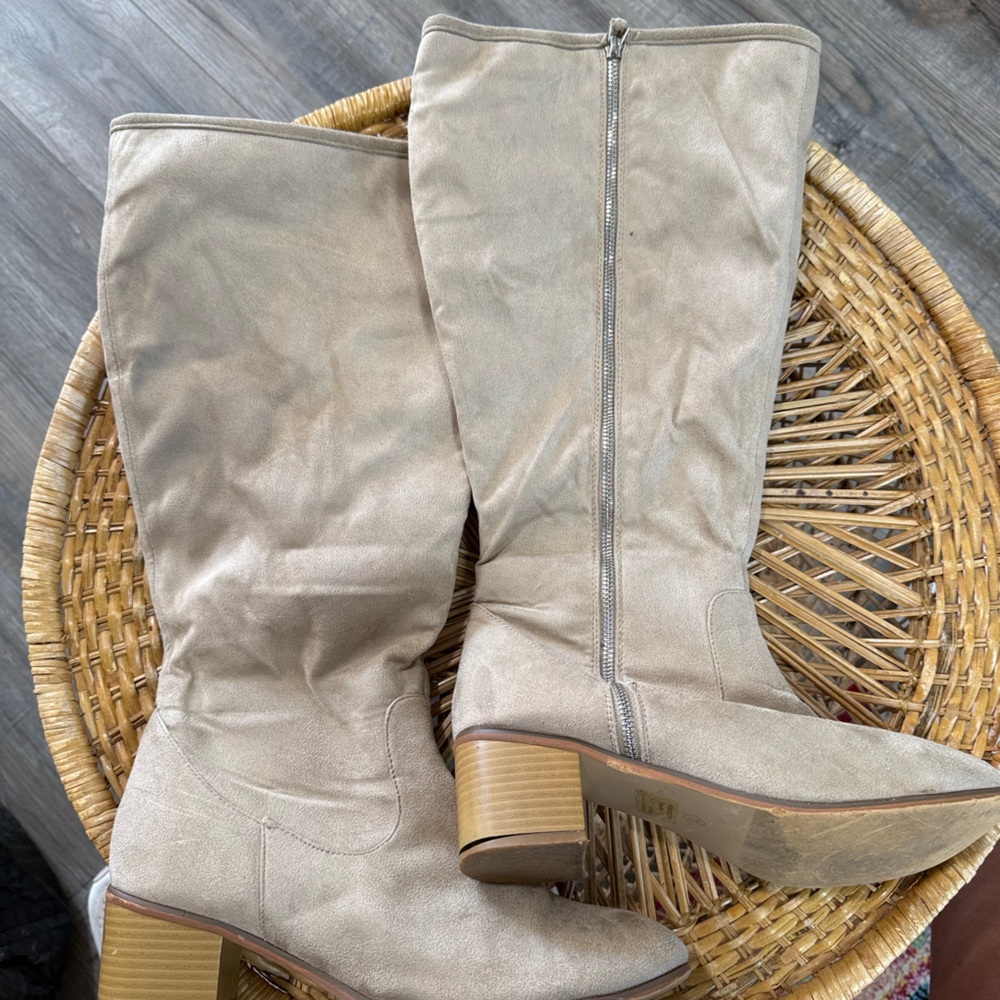 Wide Calf Suede Boots